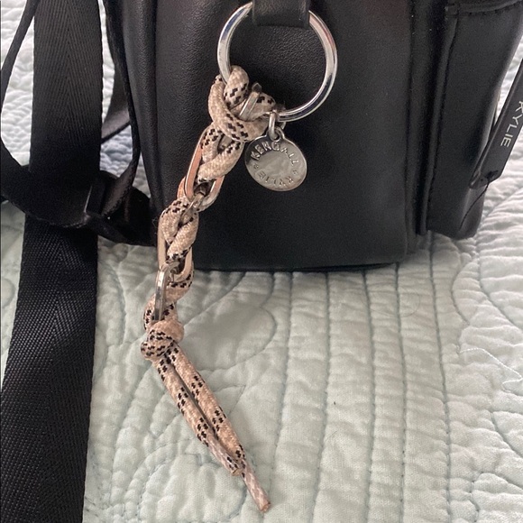 Kendall & Kylie Black Backpack with Adjustable Straps and Compact Design - Picture 7 of 7